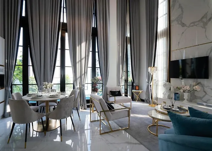 Villa 5-star Pool 3br Private Luxury Sukhumvit *