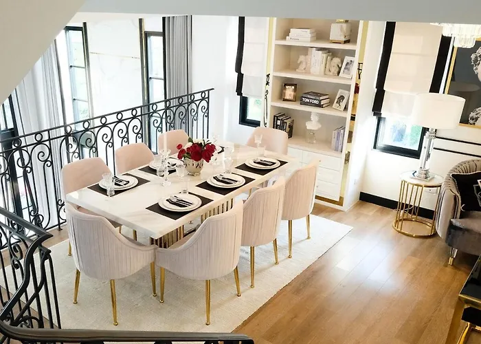 5-star Pool 3br Private Luxury Sukhumvit Villa
