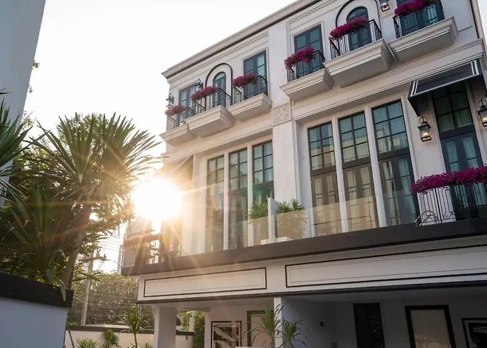 5-star Pool 3br Private Luxury Sukhumvit *