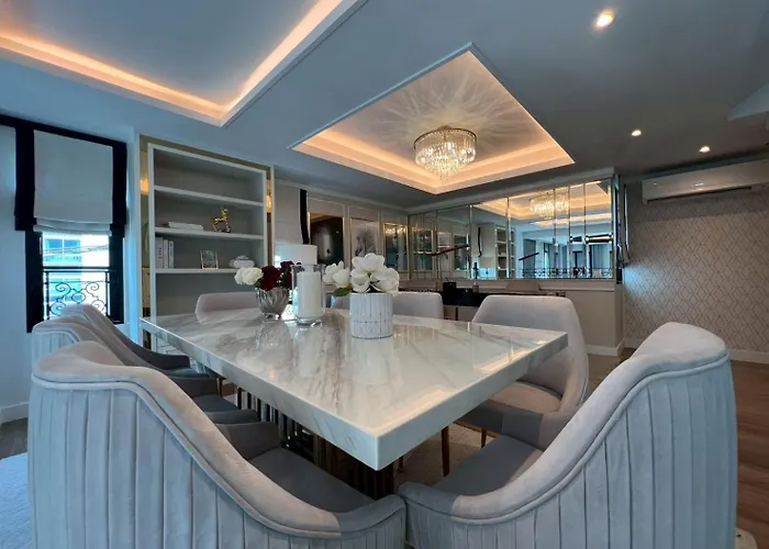 Villa 5-star Pool 3br Private Luxury Sukhumvit Bangkok